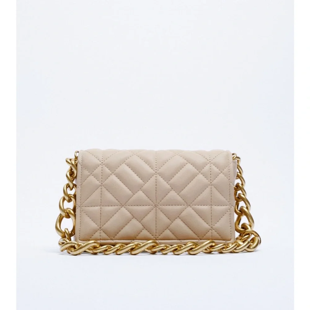 NWT Zara Quilted Chain Strap Shoulder Bag - Picture 1 of 9